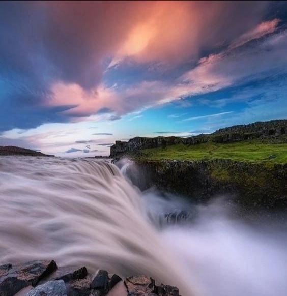 Всё  так  сложно ... 